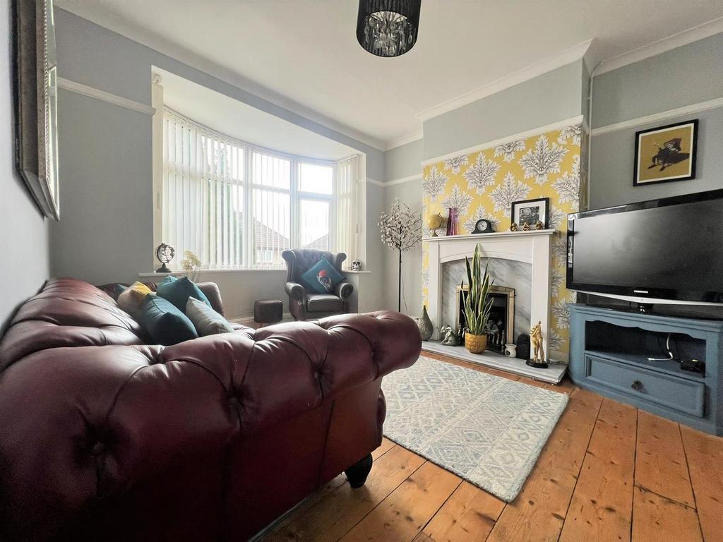 New Road, Cockett, Swansea 3 bed semidetached house for sale £180,000