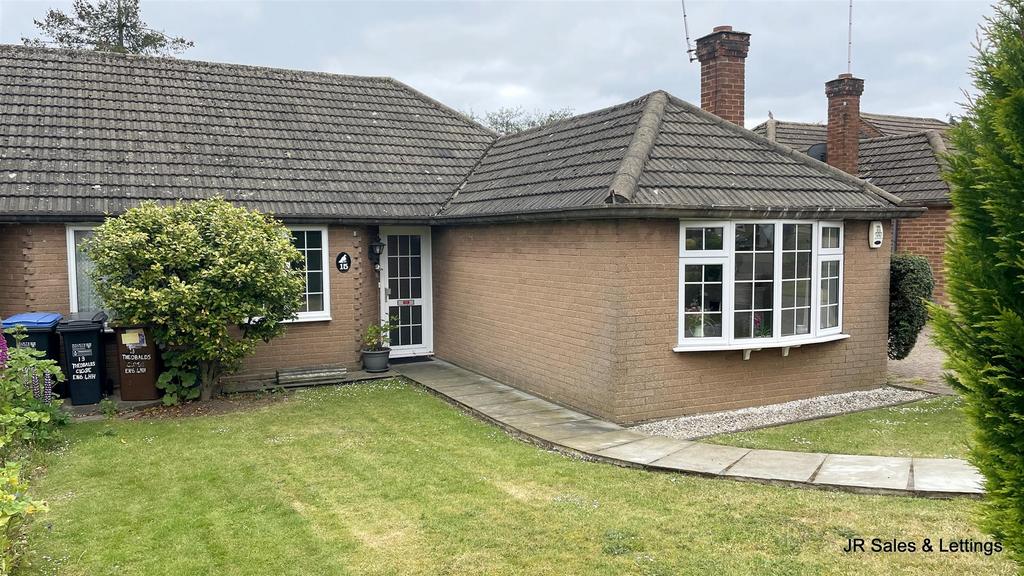 Theobalds Close, Cuffley 2 bed semidetached bungalow for sale £549,500