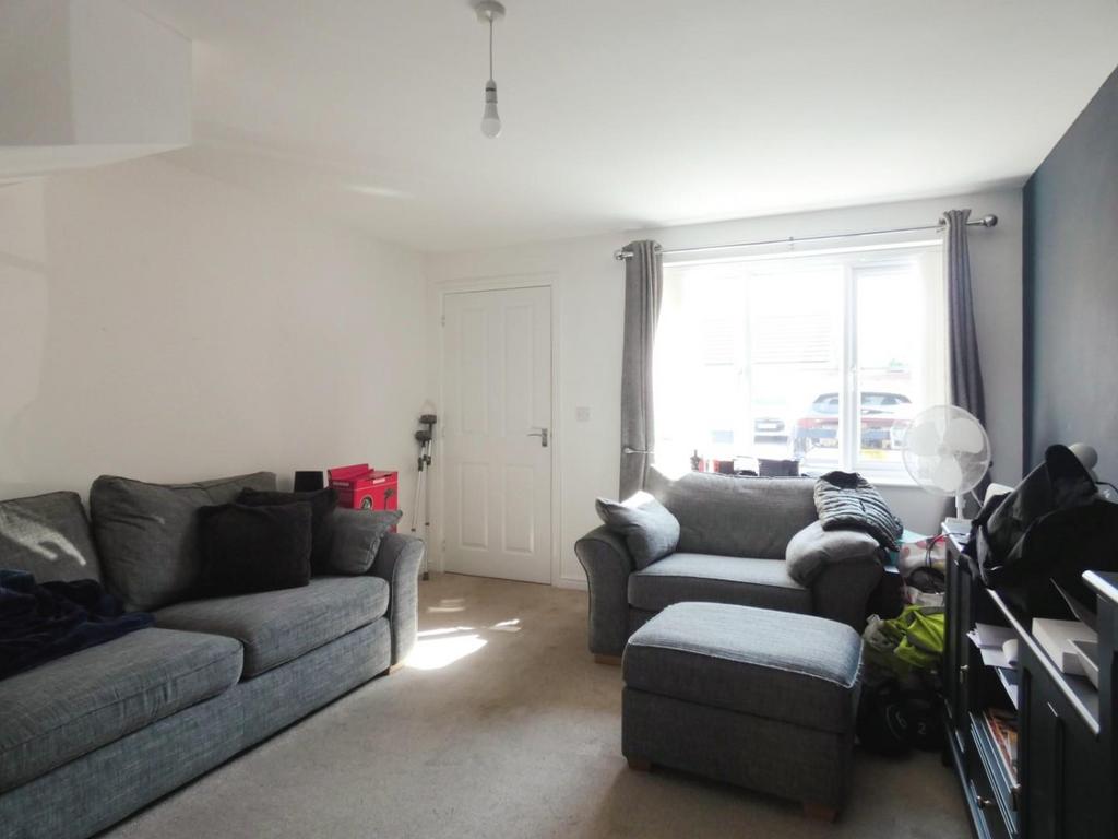 Brackenleigh Close, Carlisle, CA2 6RE 3 bed townhouse for sale £120,400