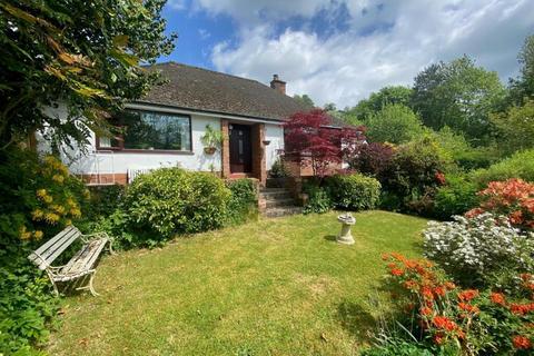 Glas Coed Dolywern, Pontfadog, Llangollen, LL20 7AG