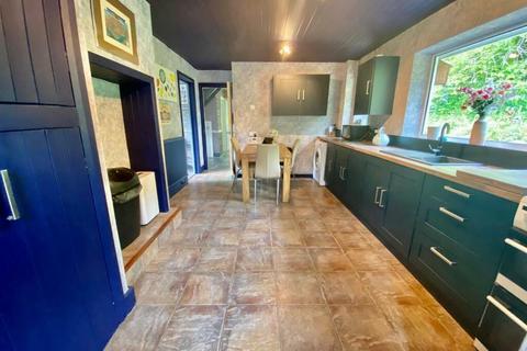 Glas Coed Dolywern, Pontfadog, Llangollen, LL20 7AG