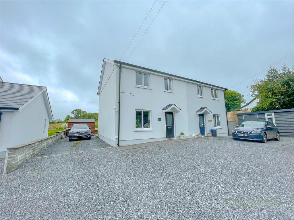 Capel Iwan, Newcastle Emlyn 3 bed semidetached house for sale £225,000