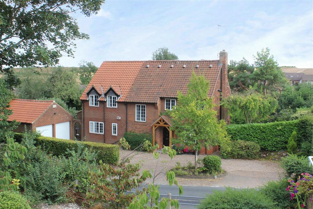 Old Village Road, Little Weighton 5 bed detached house for sale £575,000