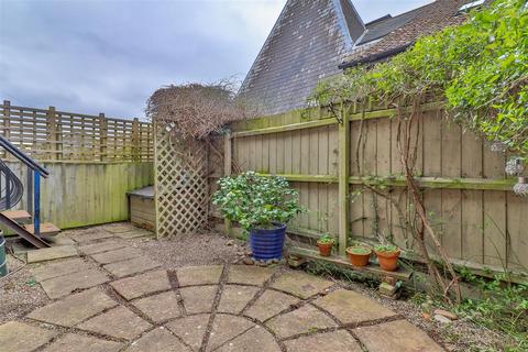 3 bedroom mews for sale, The Granary, Hadleigh, Ipswich