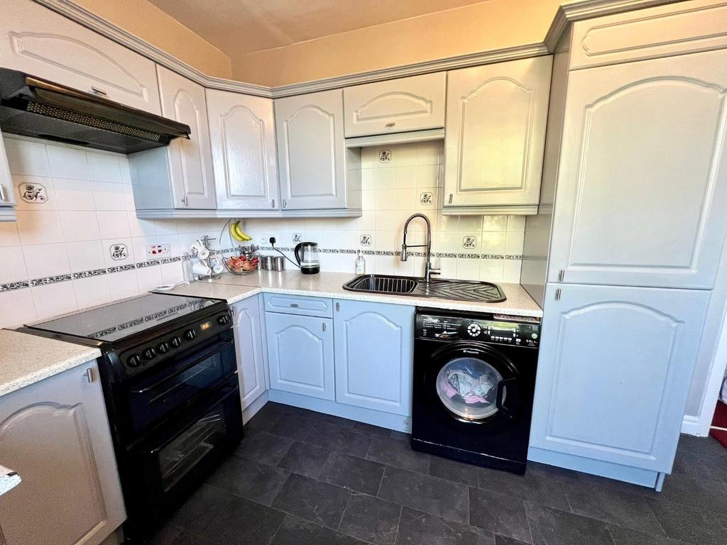 Dining kitchen