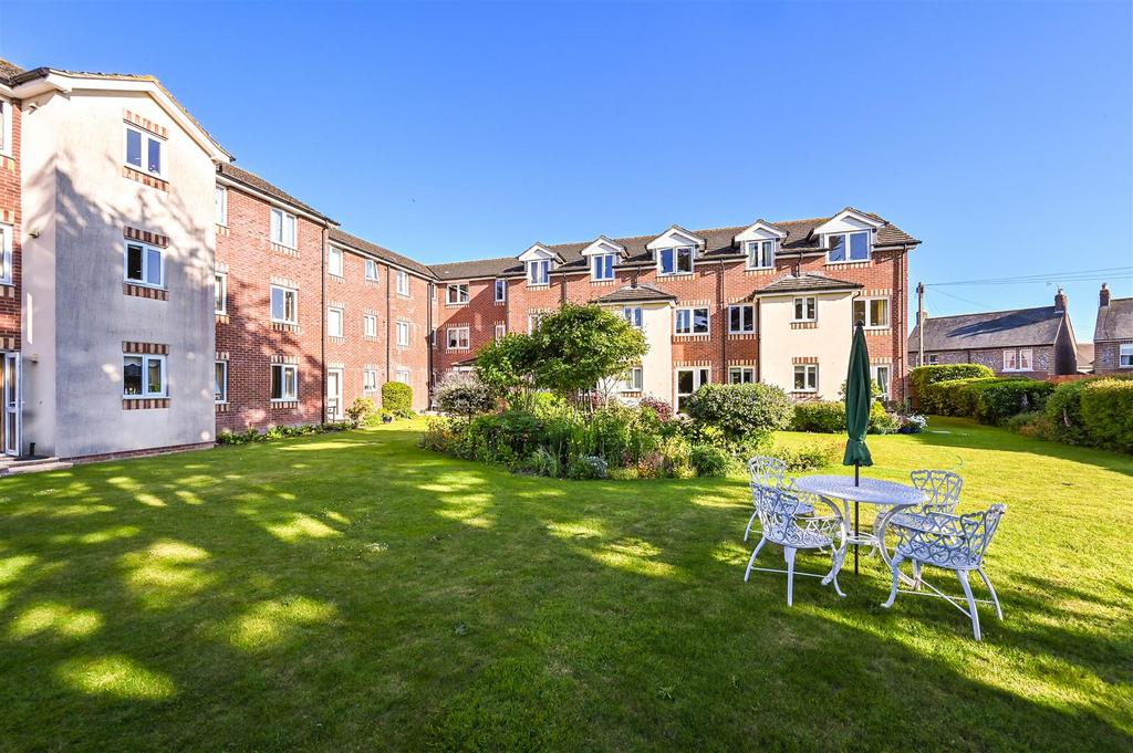 St Richards Lodge, Chichester 1 bed retirement property for sale - £150,000