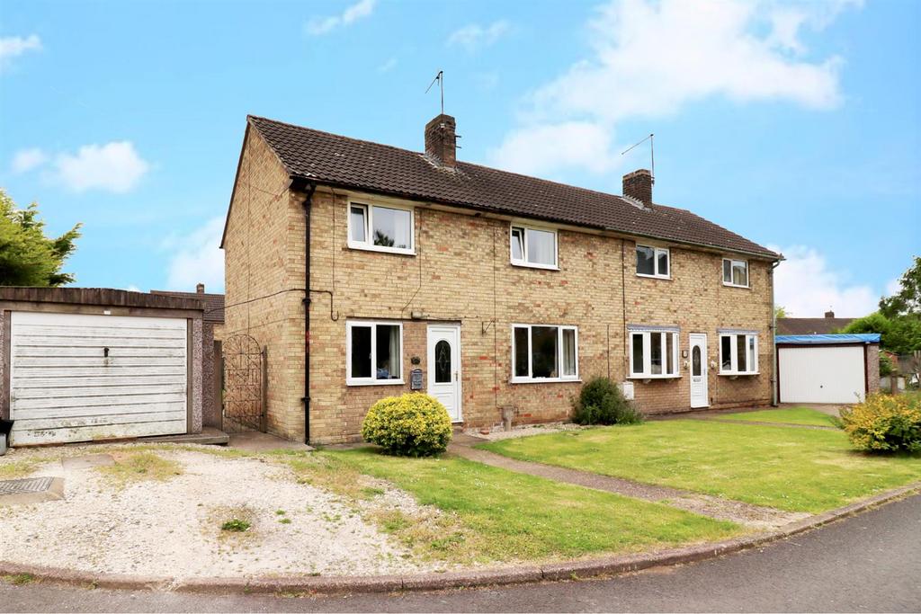 Beck Road, Everthorpe, Brough 3 bed semidetached house £175,000