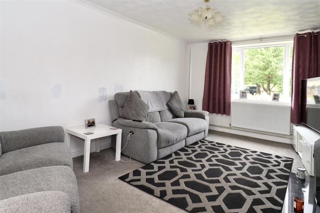 Beck Road, Everthorpe, Brough 3 bed semidetached house £175,000