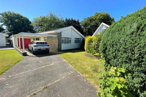 3 bedroom detached bungalow for sale - Ffrwd Vale, Neath