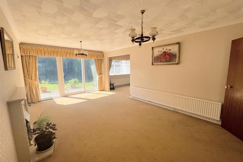 3 bedroom detached bungalow for sale - Ffrwd Vale, Neath