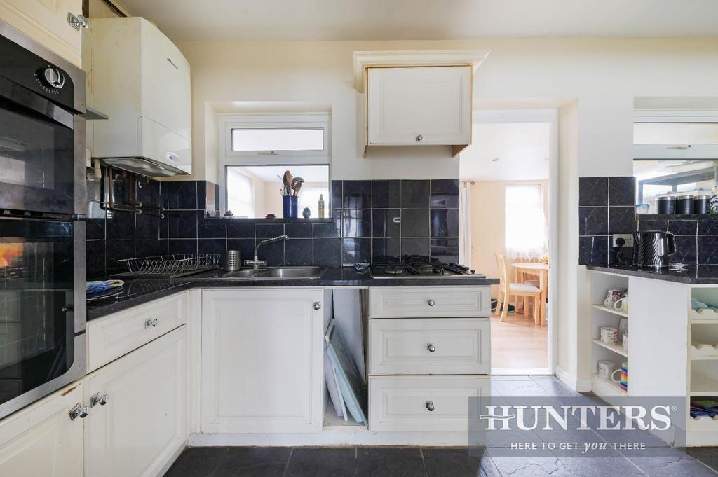 12 Hughenden Road (13 of 22).jpg