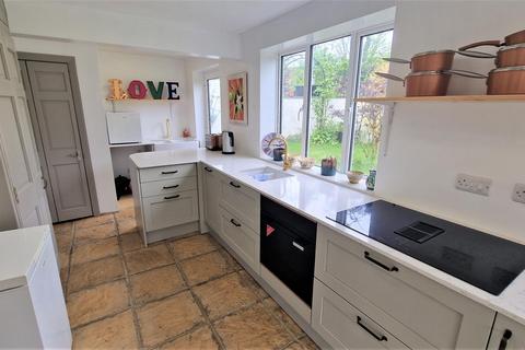 2 bedroom semi-detached house for sale, Lowden Hill, Chippenham