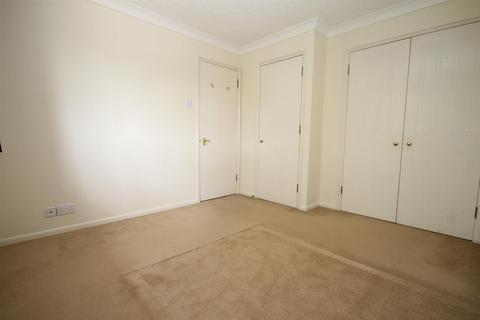 27 Homeland Drive, Sutton, SM2 5AU