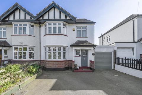 19 Herne Road, Surbiton, KT6 5BX