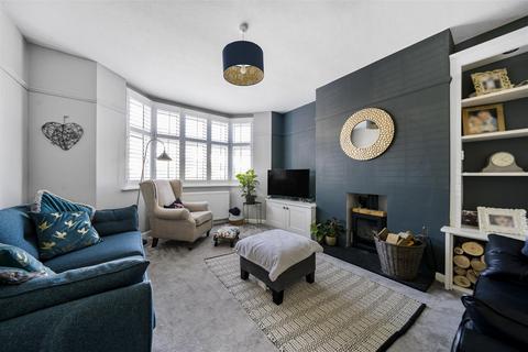 19 Herne Road, Surbiton, KT6 5BX