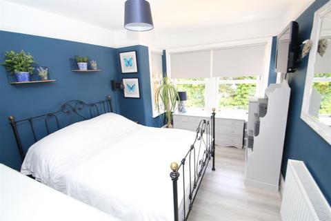 3 Charnwood Road, Salisbury, SP2 7HT