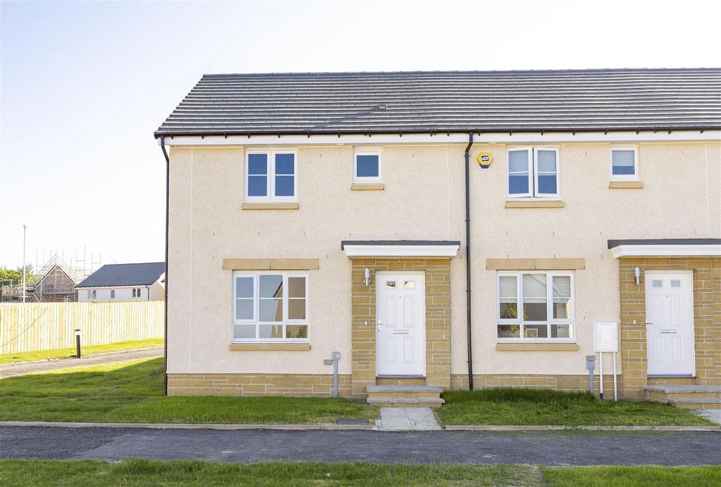 Auchinleck Road, Glasgow 3 bed end of terrace house to rent £1,425