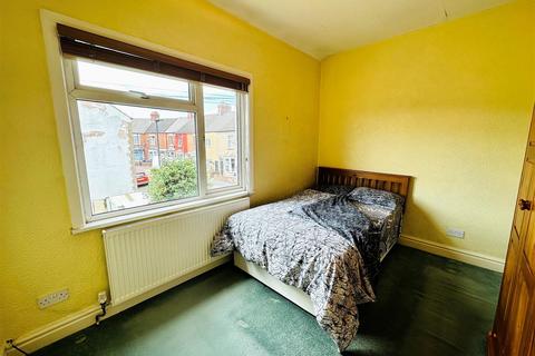 30 Denison Road, Selby, YO8 8DA