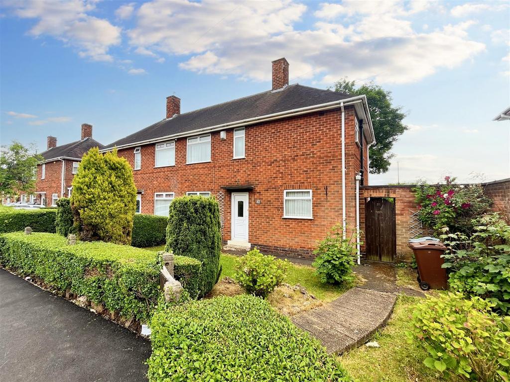 Morris Road, Strelley 3 bed semidetached house for sale £175,000