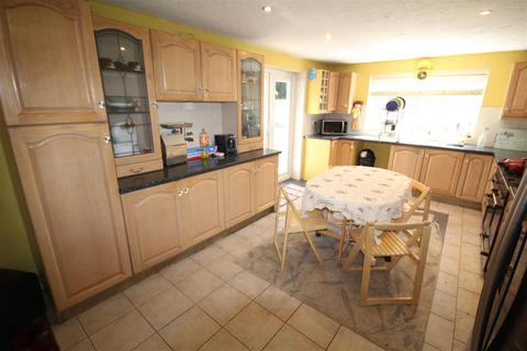 5 bedroom detached house for sale, Cwrt Y Dderwen, Colwyn Bay