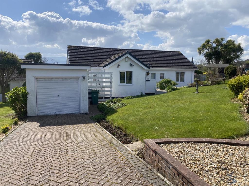 19 Garth Wen, Llanfaes, Beaumaris 3 bed detached bungalow for sale £399,000