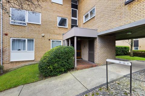 26 Pennycroft, Croydon, CR0 9LL