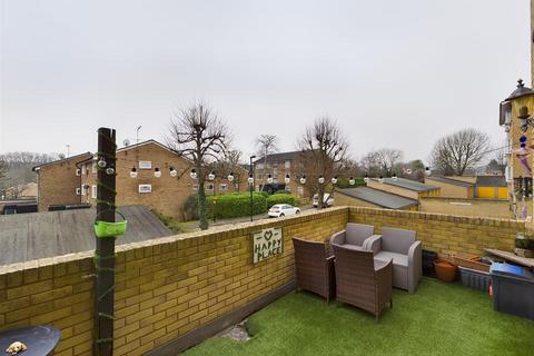 26 Pennycroft, Croydon, CR0 9LL