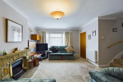 36 Ambleside Gardens, South Croydon, CR2 8SF