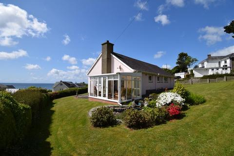 Cae Eithin Upper Morannedd, Criccieth, LL52 0PP