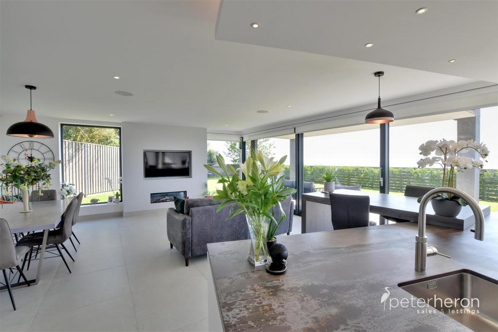 Living/Dining Room Open Plan to Kitchen