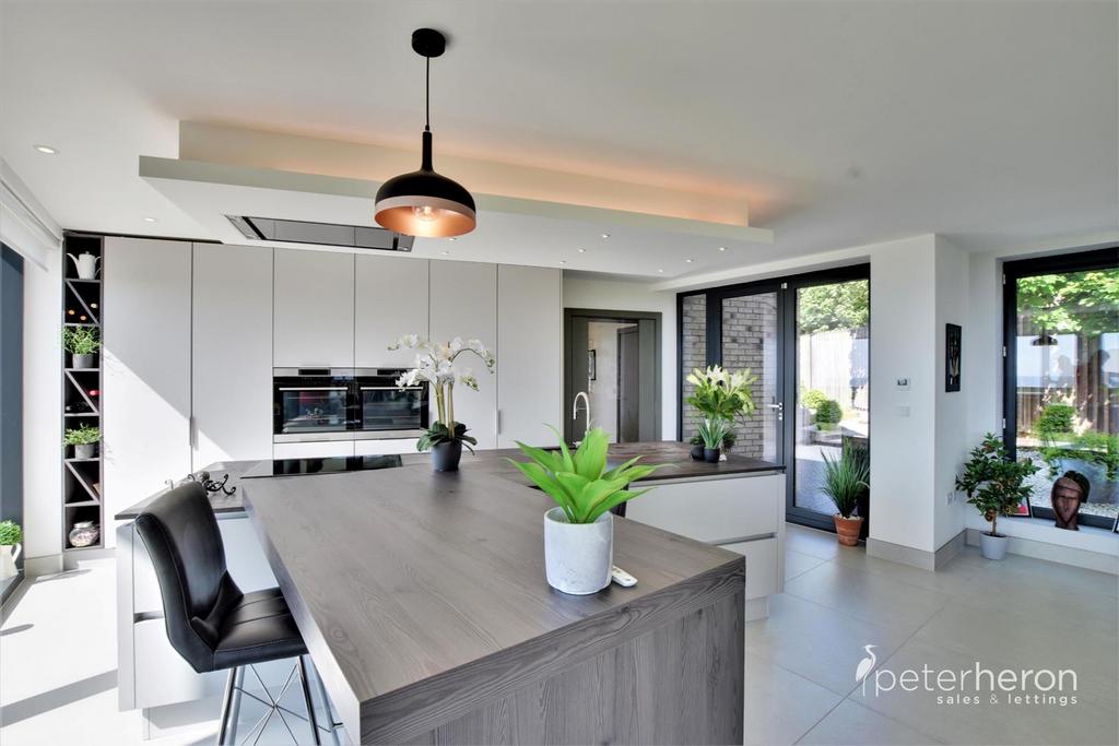 Living/Dining Room Open Plan to Kitchen