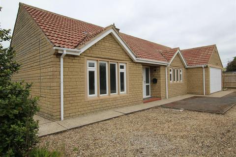 3 bedroom bungalow to rent, The Square, Ryhall, Stamford