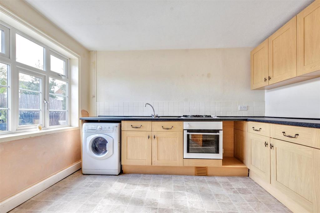 Kitchen 1.jpeg