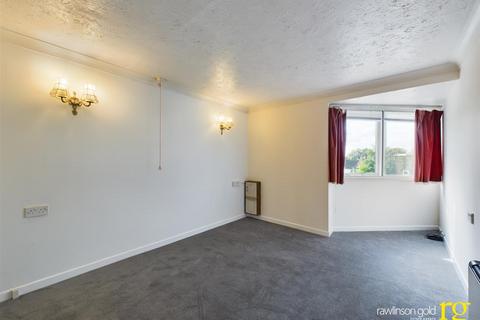 1 bedroom retirement property for sale, Sheepcote Road, Harrow