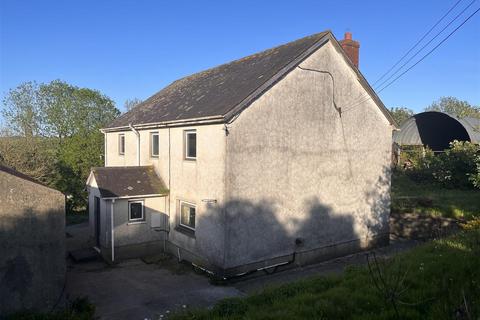 4 bedroom property with land for sale, Llanboidy, Whitland