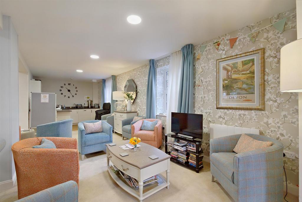 Homeowners Lounge