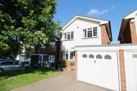 16 Vicarage Close, Erith, DA8 1ET