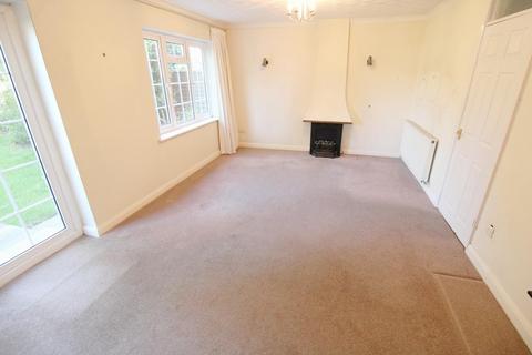 16 Vicarage Close, Erith, DA8 1ET