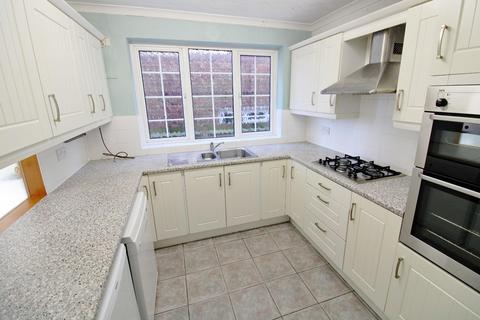 16 Vicarage Close, Erith, DA8 1ET