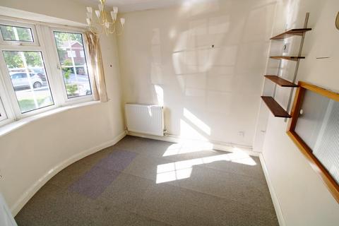 16 Vicarage Close, Erith, DA8 1ET