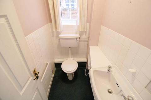 16 Vicarage Close, Erith, DA8 1ET