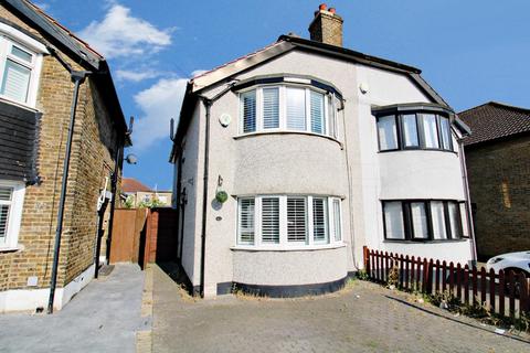 60 Brixham Road, Welling, DA16 1EQ