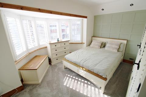 60 Brixham Road, Welling, DA16 1EQ
