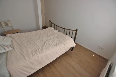 8 Amhurst Walk, London, SE28 8RJ