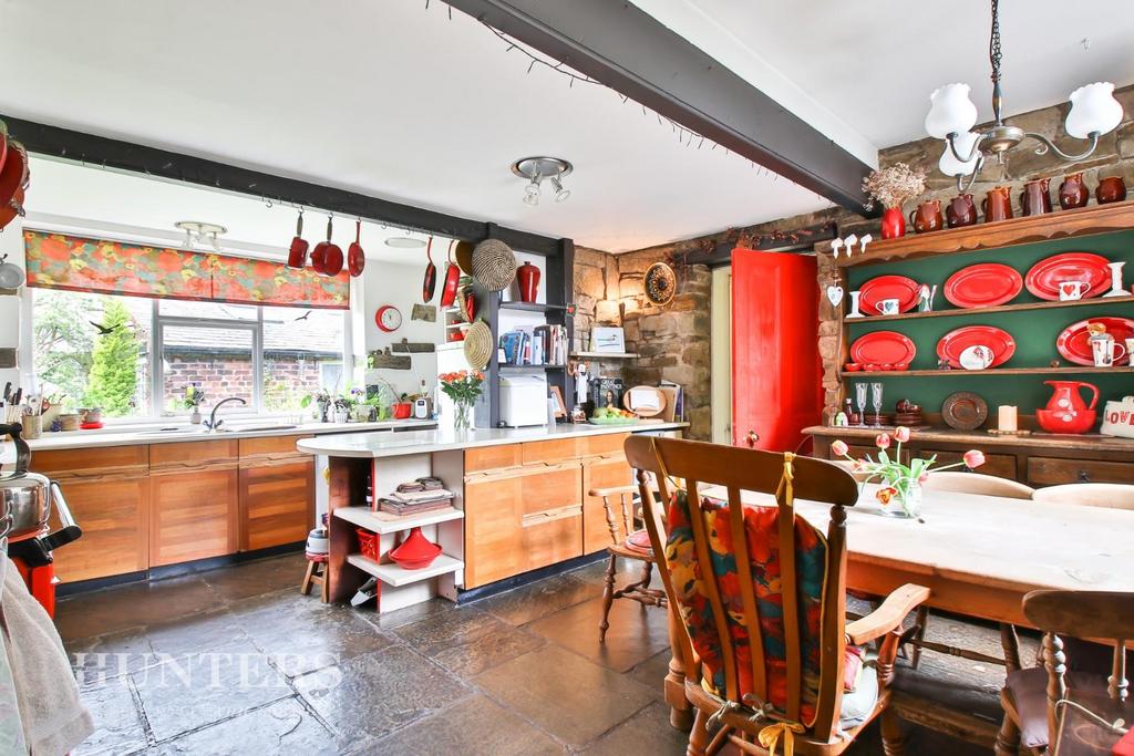 Dining kitchen