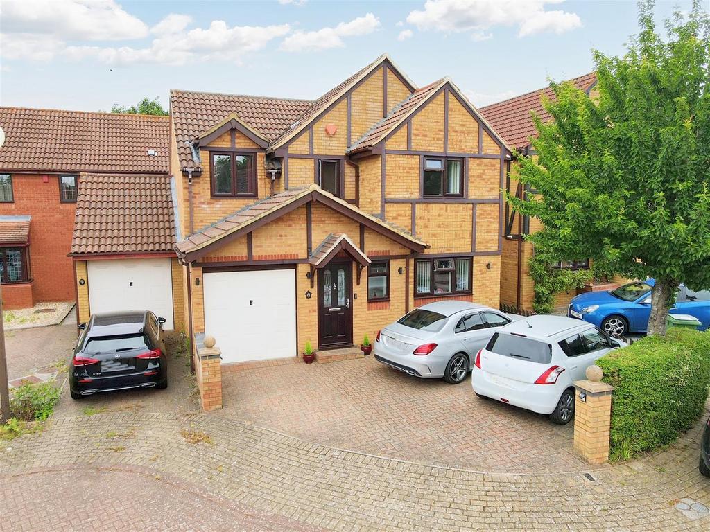 Longhedge, Caldecotte, Milton Keynes 4 bed detached house for sale £