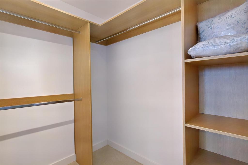 Walk-in wardrobe