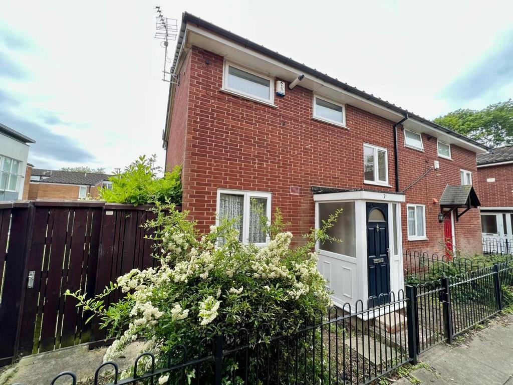 Buckthorn Close, Chorlton 2 bed semidetached house for sale £210,000