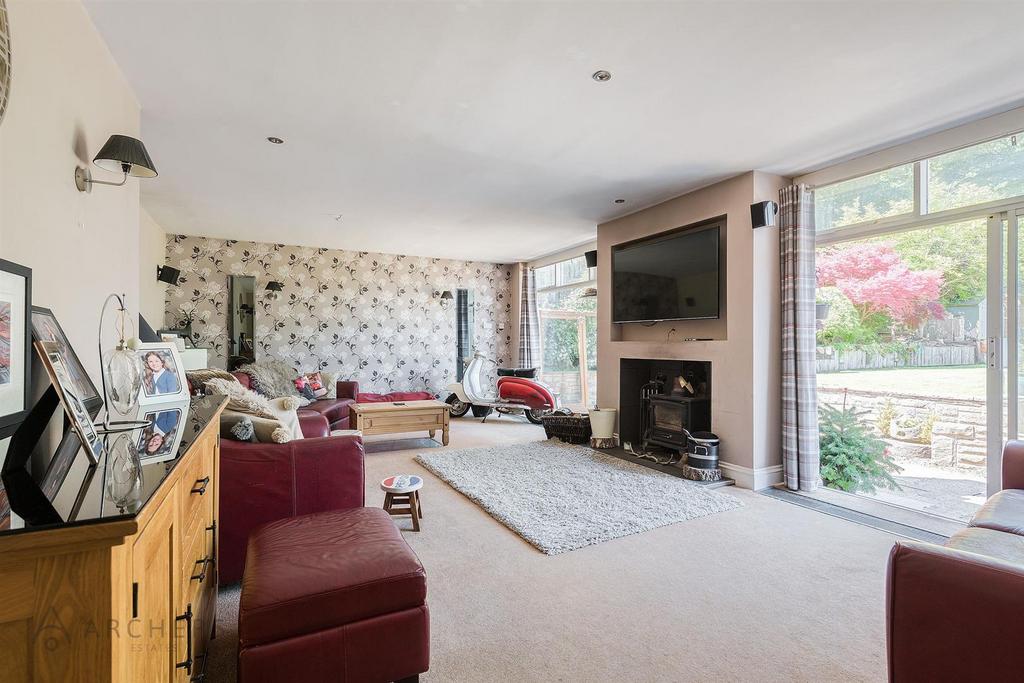 Burnt Stones Drive, Sandygate, Sheffield 4 bed detached house for sale