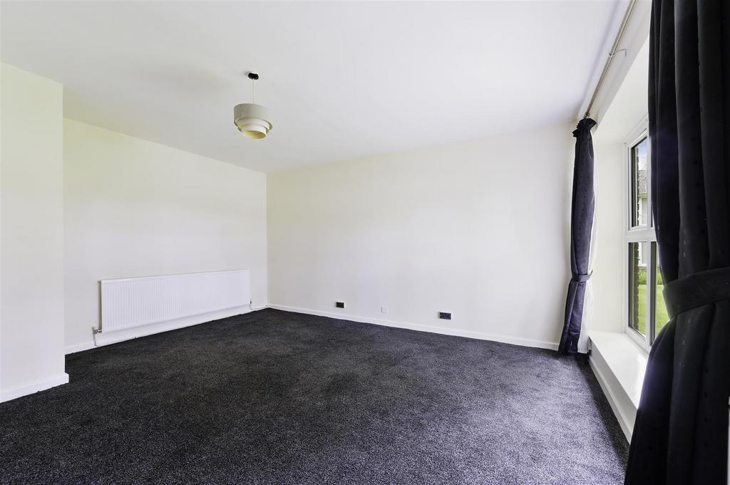 COURTLANDS CRESCENT, 102- (11).jpg